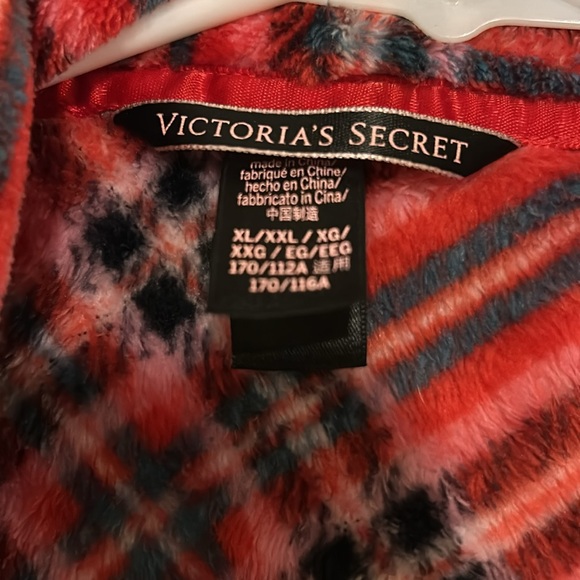 NWOT Victoria's Secret Fleece Plaid Kimono Robe Tie-Waist Pocket Red Pink SZ XXL - Picture 3 of 8